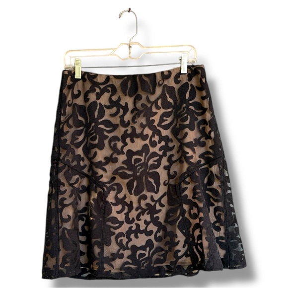 Ann Taylor Black Jacquard Lace Flounce Skirt Size 6 - Picture 3 of 13